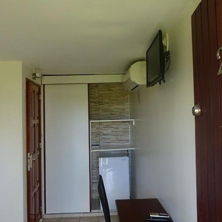 Airport Hotel Ducos 外观 照片